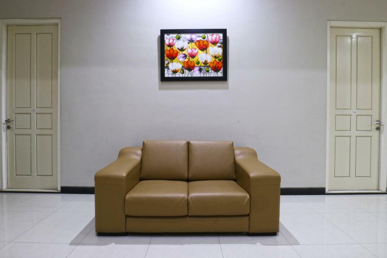 סידוארג'ו Chiaro Hotel Syariah מראה חיצוני תמונה