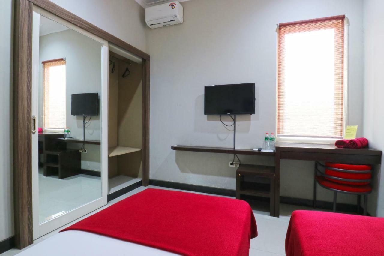 סידוארג'ו Chiaro Hotel Syariah מראה חיצוני תמונה